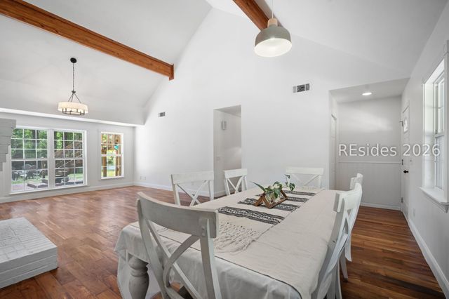 7 Windy Lake Ct, Bluffton, SC 29910