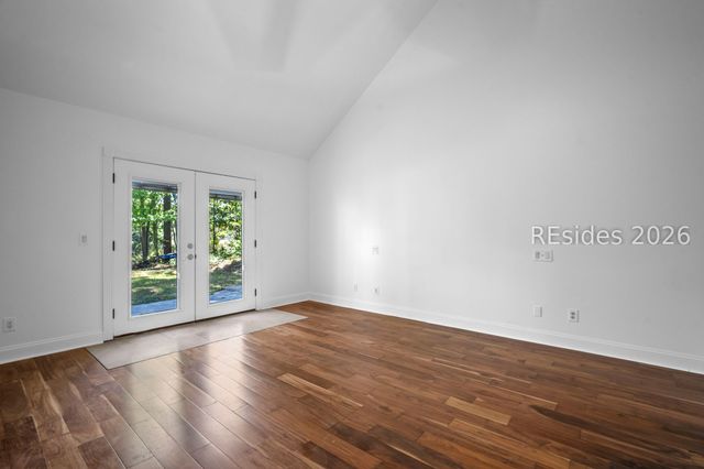 7 Windy Lake Ct, Bluffton, SC 29910