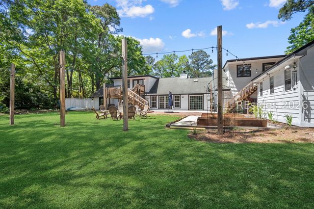 7 Windy Lake Ct, Bluffton, SC 29910