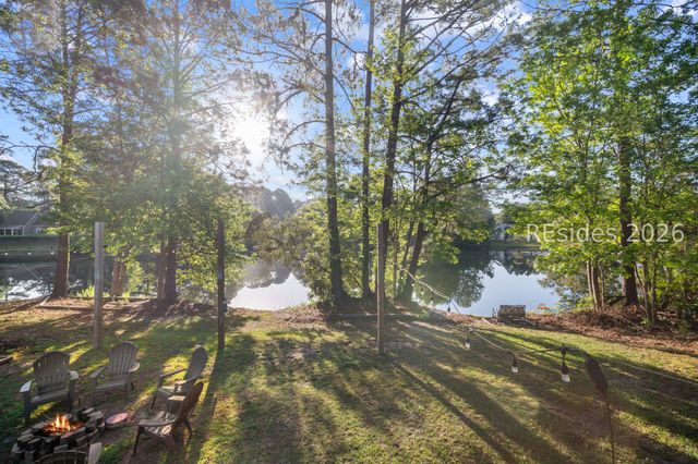 7 Windy Lake Ct, Bluffton, SC 29910