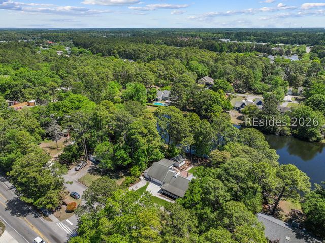 7 Windy Lake Ct, Bluffton, SC 29910