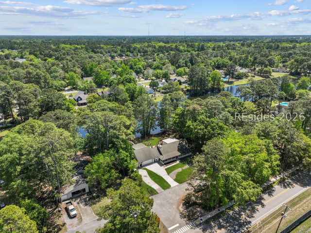 7 Windy Lake Ct, Bluffton, SC 29910