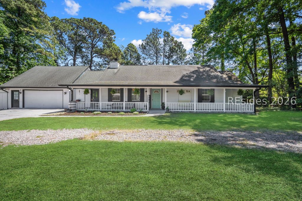 7 Windy Lake Ct, Bluffton, SC 29910