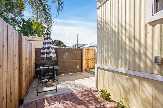 826 E Route 66 12, Glendora, CA 91740