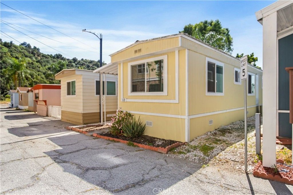 Image 23 of property listing at 826 E Route 66 12, Glendora, CA 91740