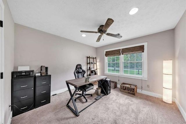 120 Creekwood Lane, Fayetteville, GA 30214