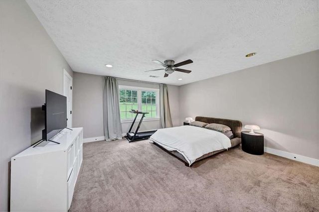 120 Creekwood Lane, Fayetteville, GA 30214