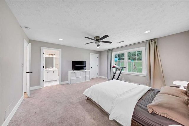 120 Creekwood Lane, Fayetteville, GA 30214