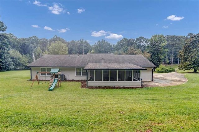 120 Creekwood Lane, Fayetteville, GA 30214