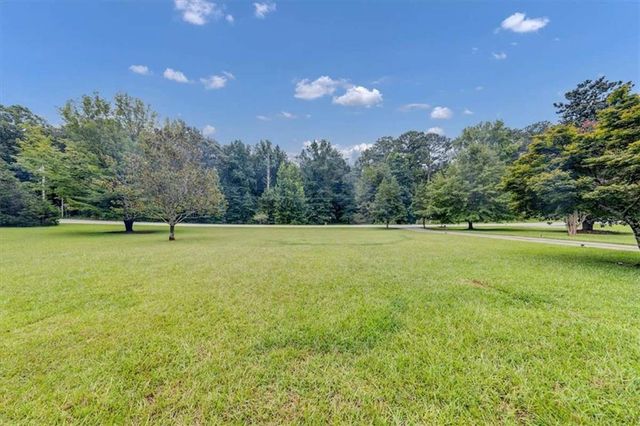 120 Creekwood Lane, Fayetteville, GA 30214