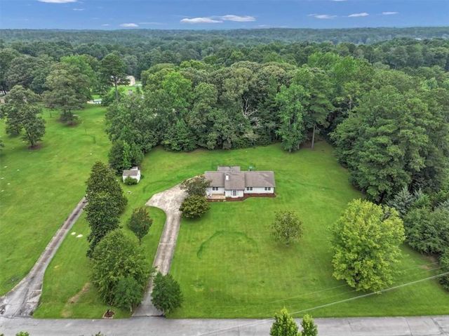 120 Creekwood Lane, Fayetteville, GA 30214
