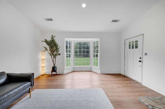 120 Creekwood Lane, Fayetteville, GA 30214