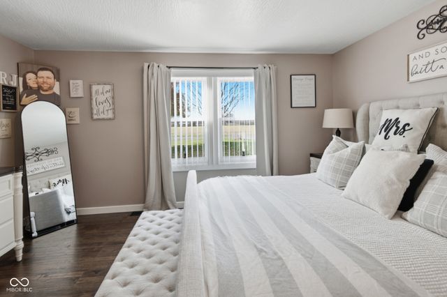 4910 N 200 W, Columbus, IN 47201