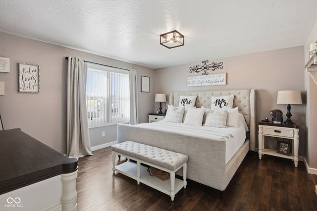 4910 N 200 W, Columbus, IN 47201