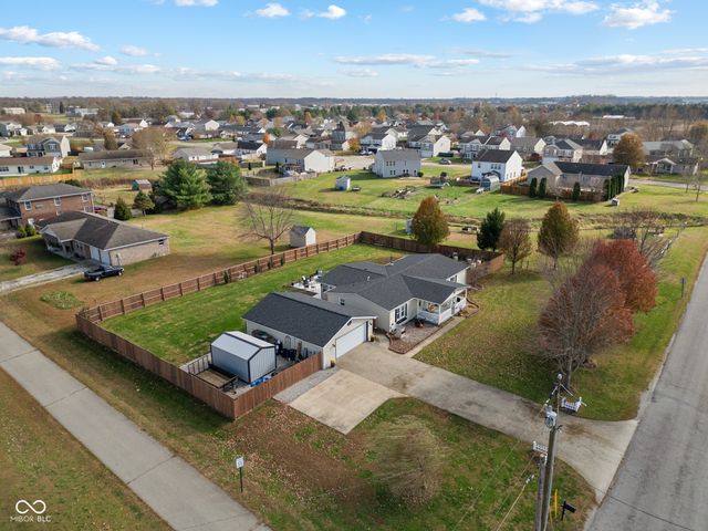 4910 N 200 W, Columbus, IN 47201