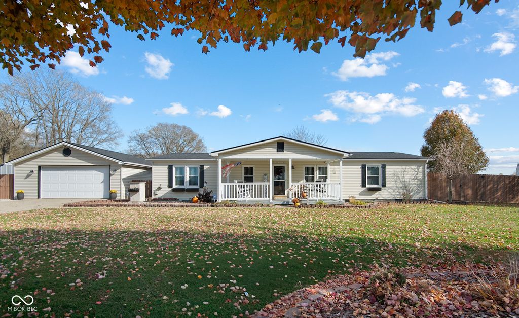 4910 N 200 W, Columbus, IN 47201