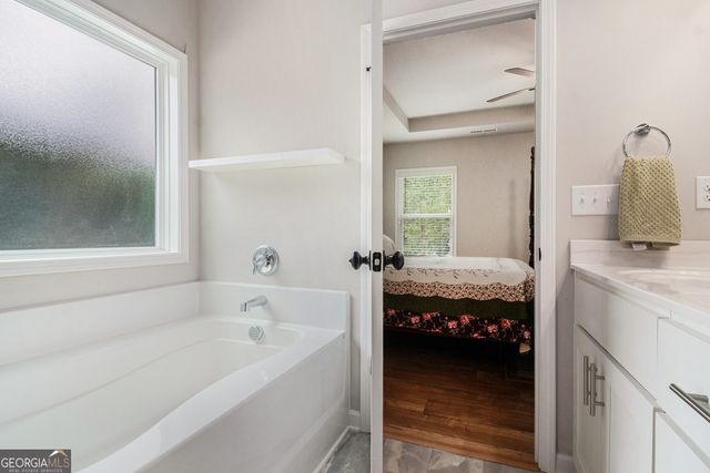124 WILMINGTON Court, Newnan, GA 30263