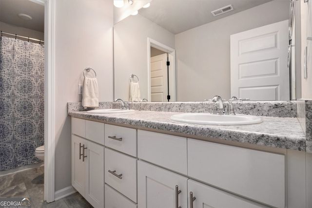 124 WILMINGTON Court, Newnan, GA 30263