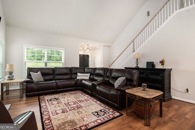 124 WILMINGTON Court, Newnan, GA 30263