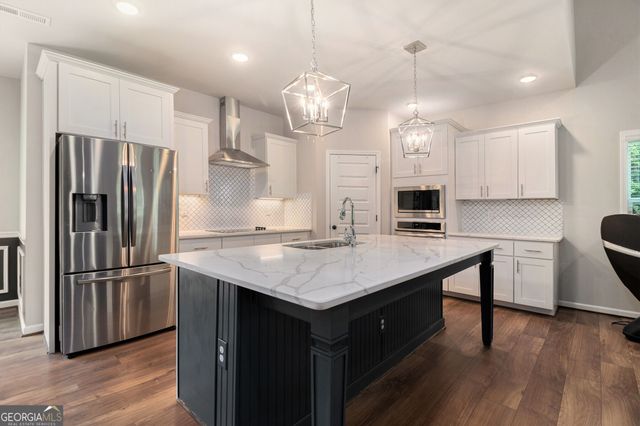 124 WILMINGTON Court, Newnan, GA 30263