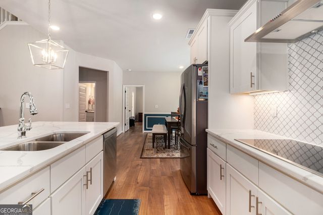 124 WILMINGTON Court, Newnan, GA 30263