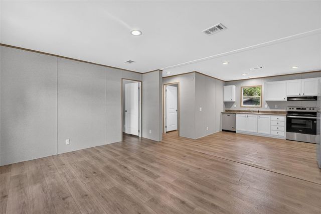607 LAWRENCE STREET, Wildwood, FL 34785