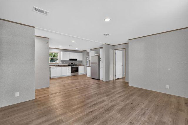 607 LAWRENCE STREET, Wildwood, FL 34785