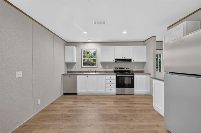 607 LAWRENCE STREET, Wildwood, FL 34785
