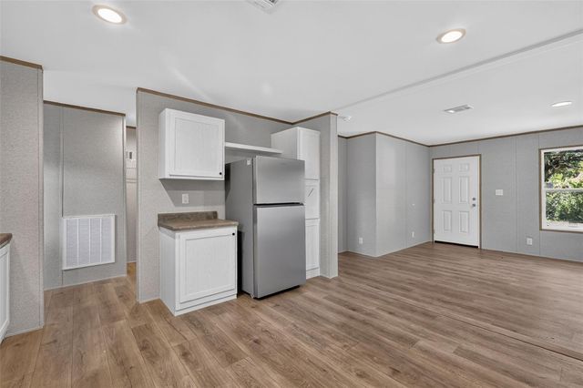 607 LAWRENCE STREET, Wildwood, FL 34785