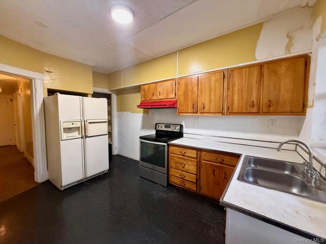 16 Lutheran Street, Newburgh, NY 12550