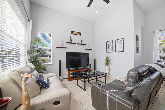 3310 SW 192nd Ave, Miramar, FL 33029