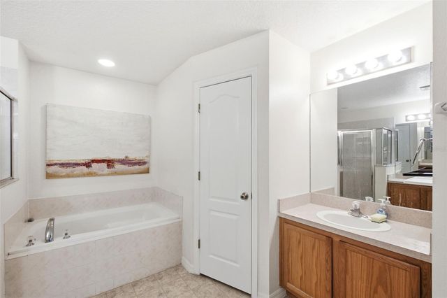 10320 VISTA PINES LOOP, Clermont, FL 34711