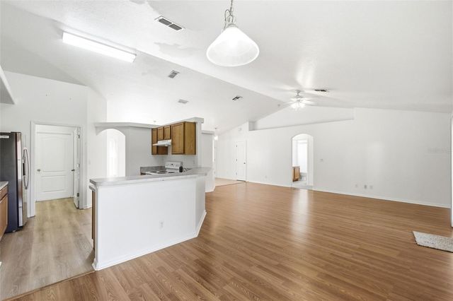10320 VISTA PINES LOOP, Clermont, FL 34711