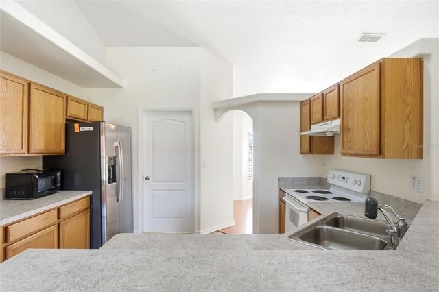 10320 VISTA PINES LOOP, Clermont, FL 34711