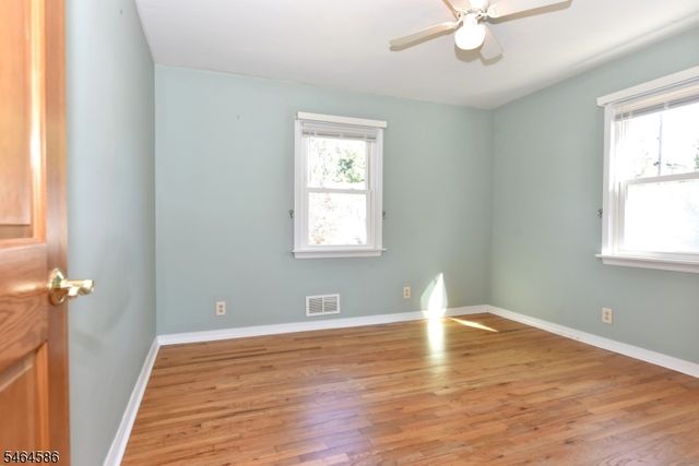 39 Jasper Rd, Fair Lawn Boro, NJ 07410