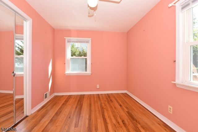 39 Jasper Rd, Fair Lawn Boro, NJ 07410