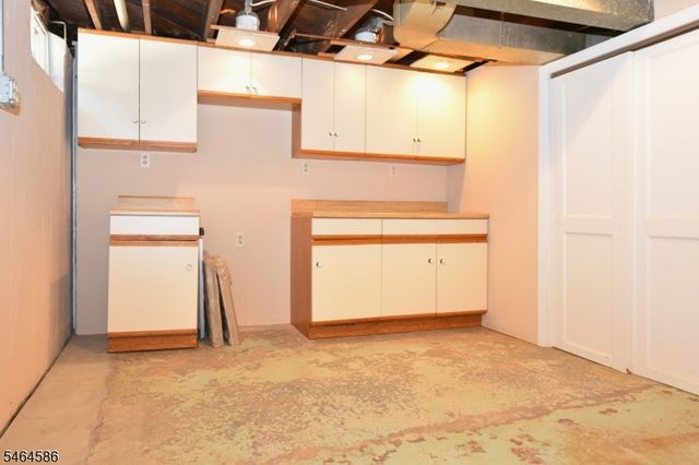 39 Jasper Rd, Fair Lawn Boro, NJ 07410