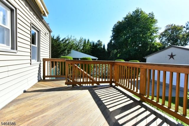 39 Jasper Rd, Fair Lawn Boro, NJ 07410