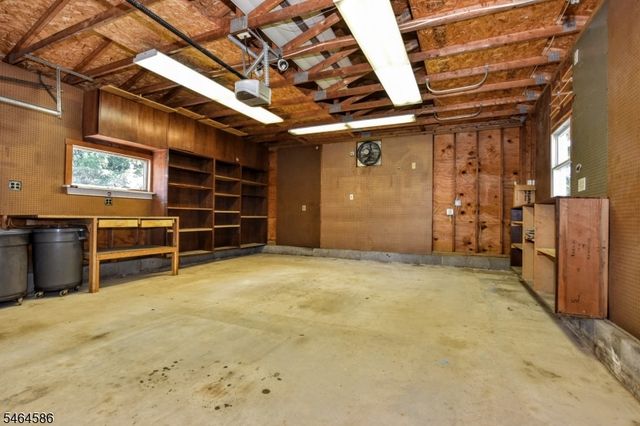 39 Jasper Rd, Fair Lawn Boro, NJ 07410