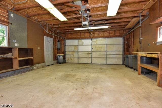 39 Jasper Rd, Fair Lawn Boro, NJ 07410