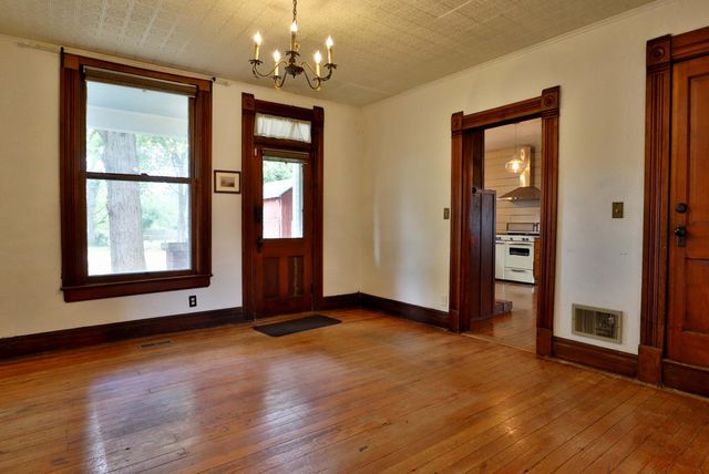 317 E Glenwood Street, Springfield, MO 65807