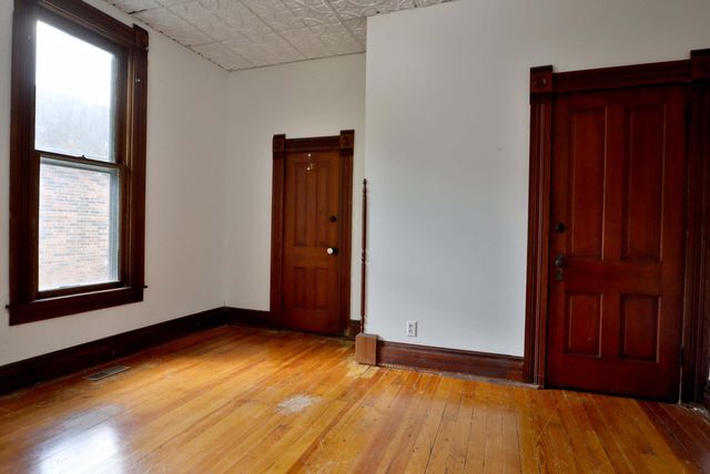 317 E Glenwood Street, Springfield, MO 65807