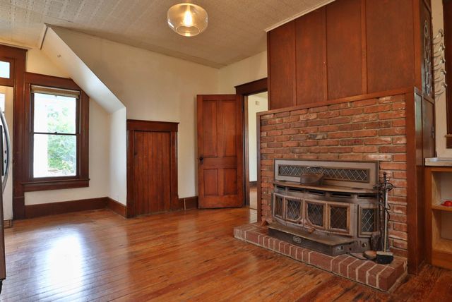 317 E Glenwood Street, Springfield, MO 65807