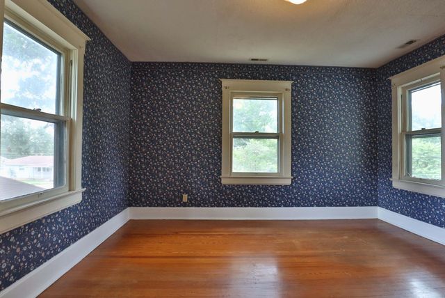 317 E Glenwood Street, Springfield, MO 65807