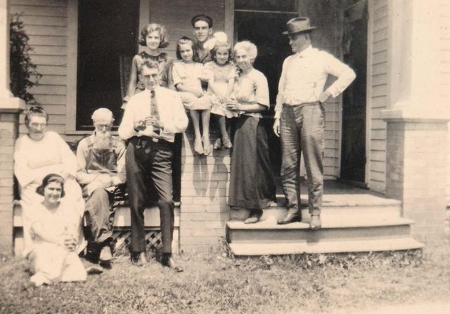 317 E Glenwood Street, Springfield, MO 65807