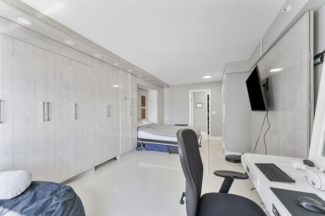 4505 S Ocean Boulevard 307, Highland Beach, FL 33487