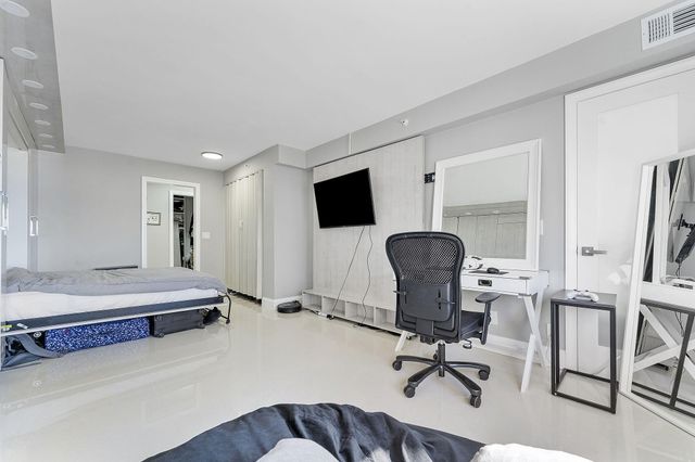 4505 S Ocean Boulevard 307, Highland Beach, FL 33487