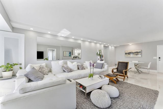 4505 S Ocean Boulevard 307, Highland Beach, FL 33487