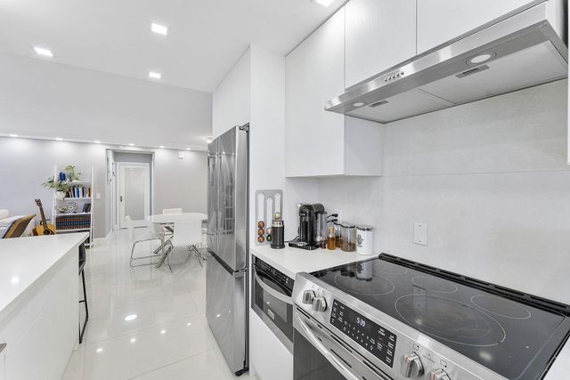 4505 S Ocean Boulevard 307, Highland Beach, FL 33487