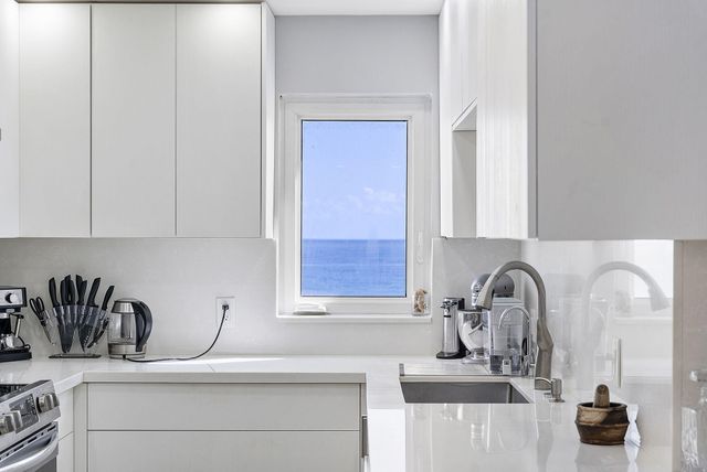 4505 S Ocean Boulevard 307, Highland Beach, FL 33487